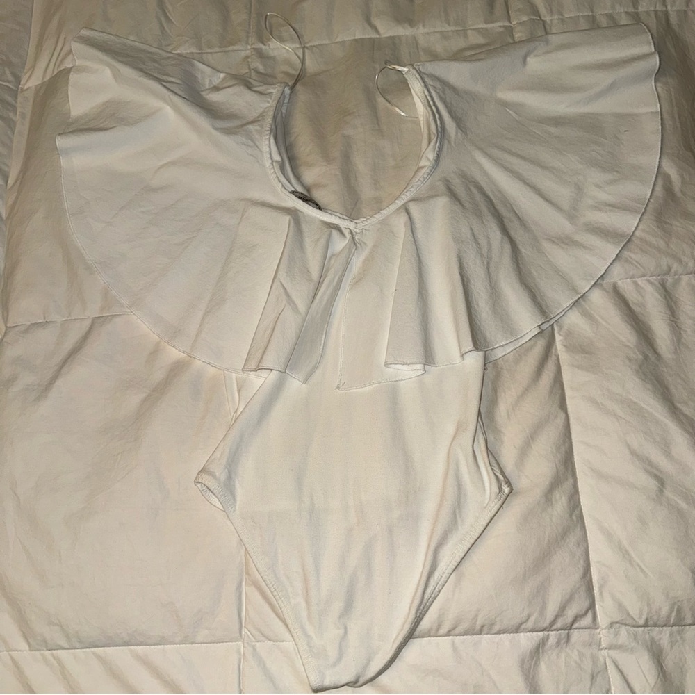 Zara bodysuit size small